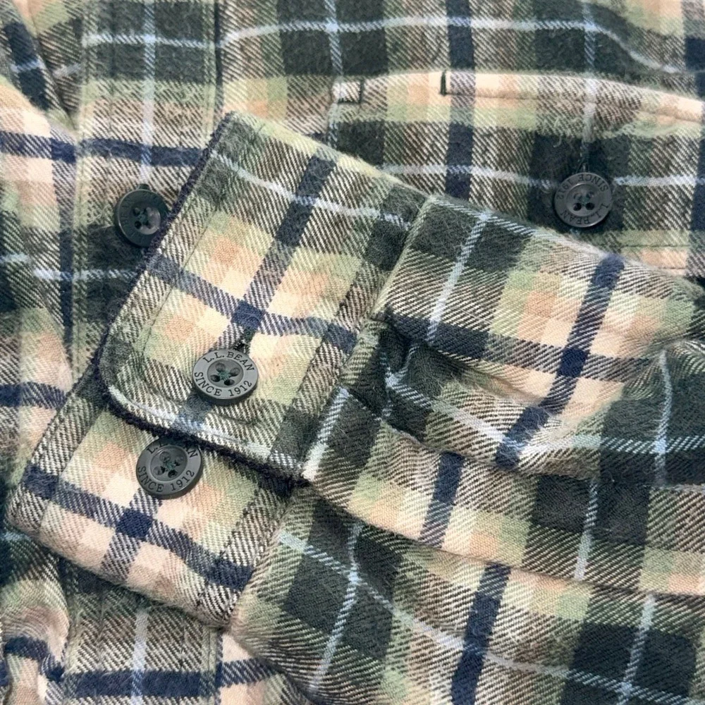 LL Bean Fleece Lined Flannel Shirt Mens Medium Green Plaid Button Up Jacket